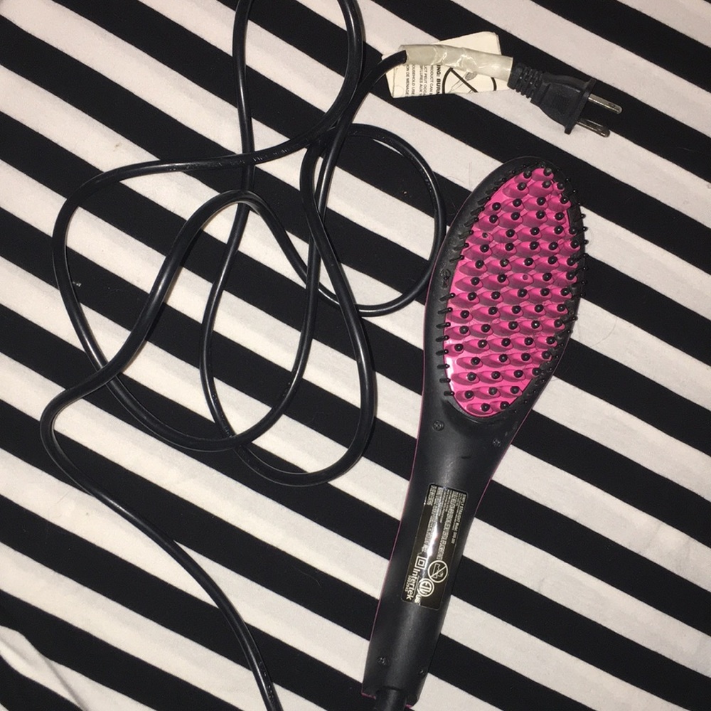 Electric straightening brush